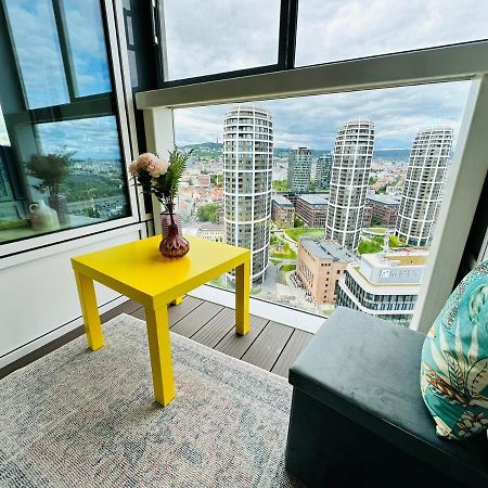 Apartments In Panorama City On 25Th Floor - Amazing View Close To Old Town Bratislava Exterior foto