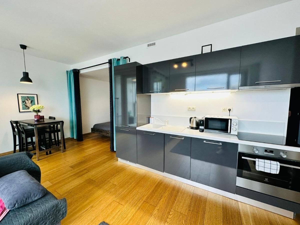 Apartments In Panorama City On 25Th Floor - Amazing View Close To Old Town Bratislava Exterior foto